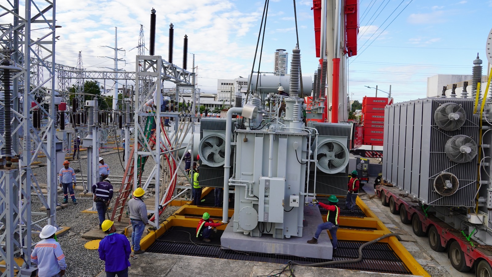 Edesur fortalece más de 2,000 kilómetros de redes, construye y repotencia seis subestaciones eléctricas