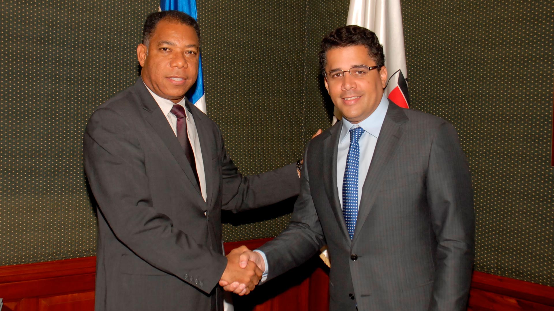 Alcaldía de Santo Domingo y Edesur Dominicana, sostienen reunión de acercamiento en Palacio Municipal D.N.