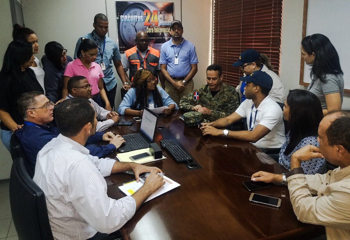 EDESUR realiza trabajos en circuitos afectados por el paso de Irma