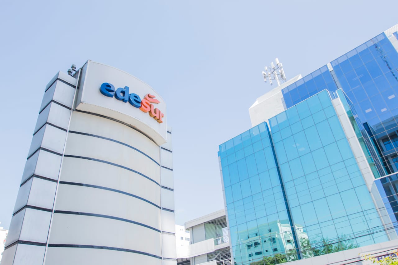 Por trabajos de MOPC y OPRET, Edesur hará interrupciones del servicio eléctrico en sectores del GSD