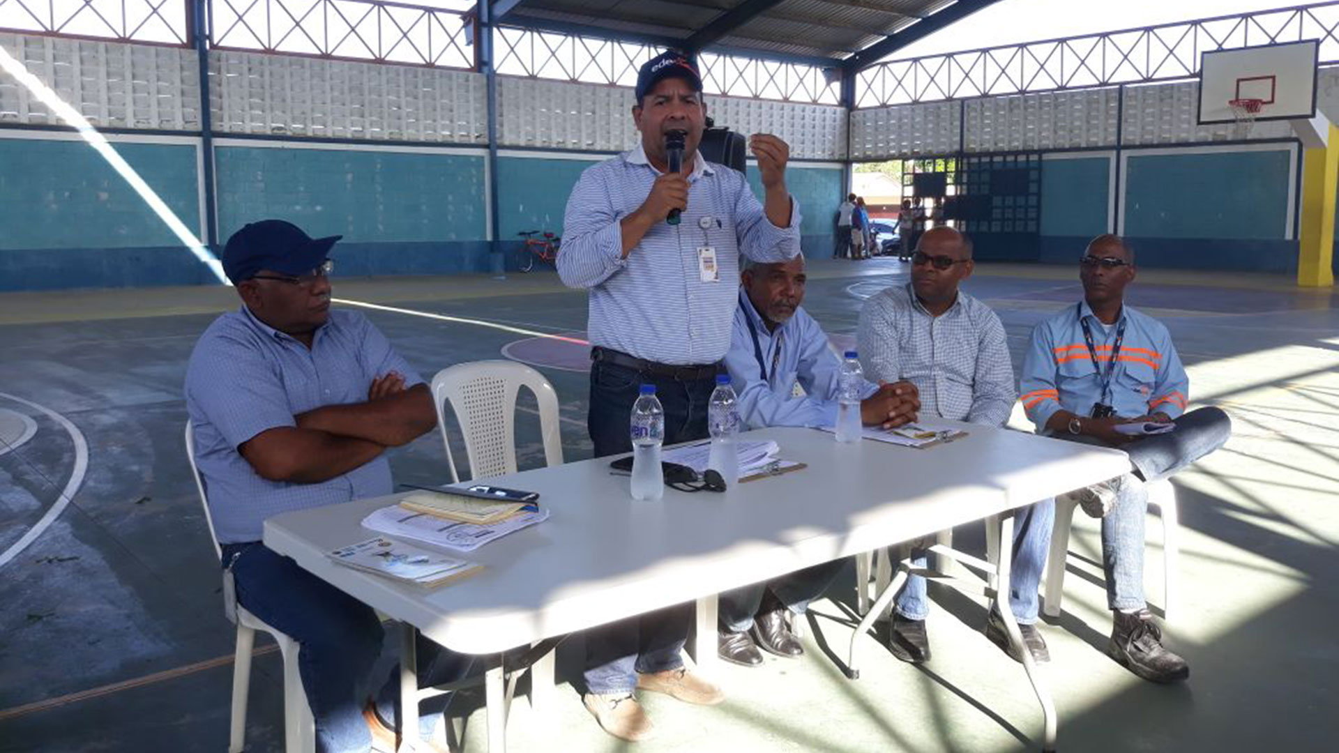 EDESUR inicia trabajos para 24 horas en Villa Liberación SJM