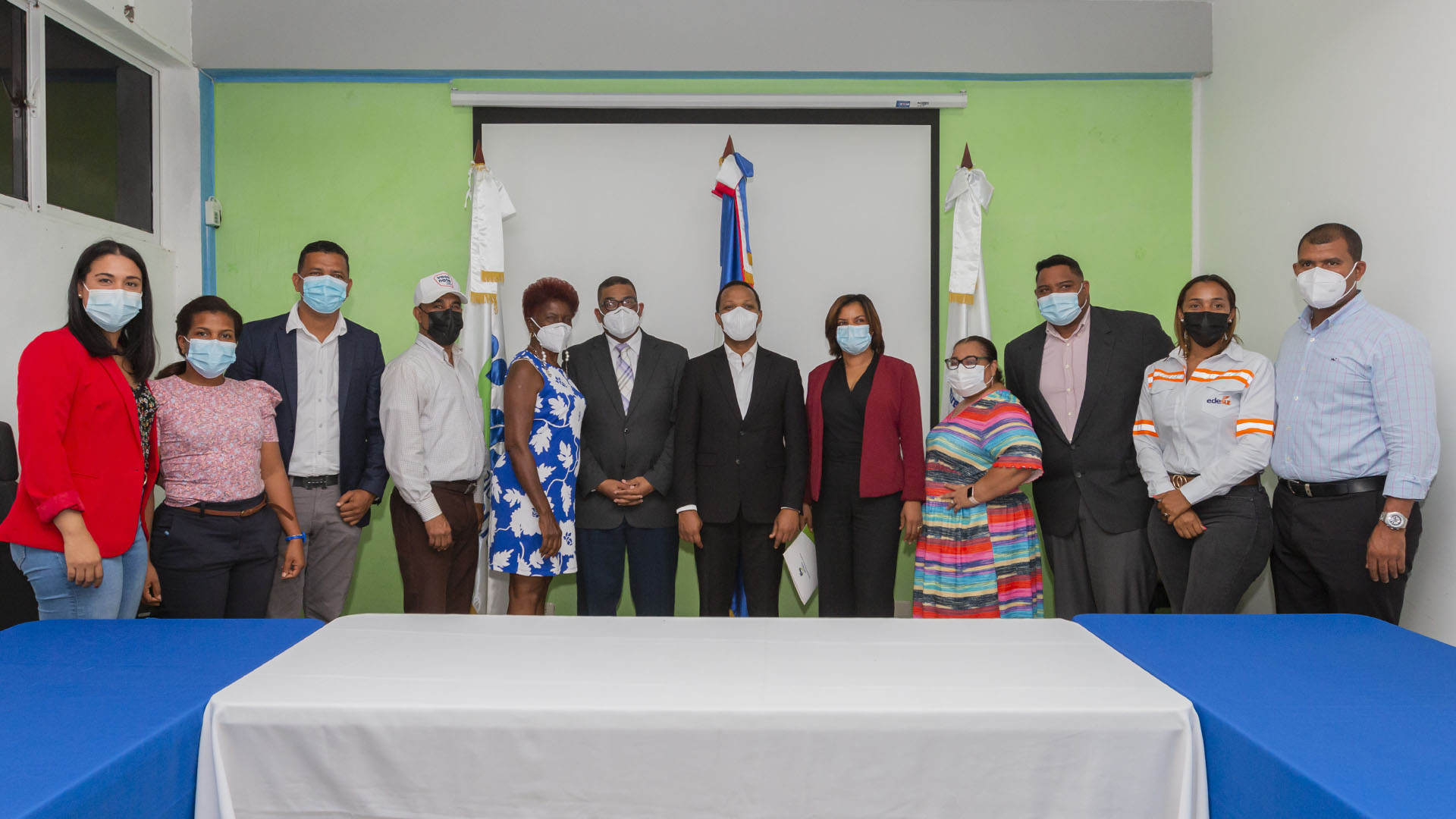 DPS y Edesur vacunan más del 70% en Monte Plata con primera dosis
