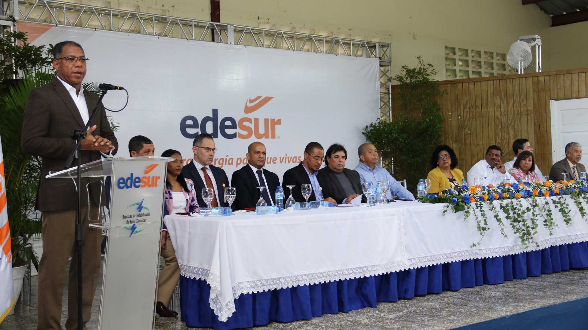 EDESUR instala 24 horas en sectores de los Alcarrizos