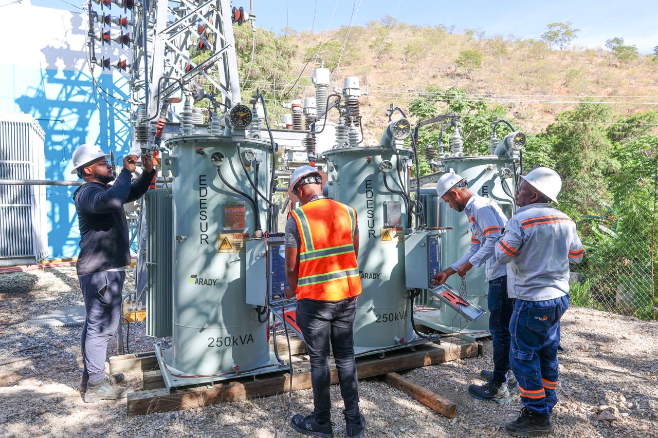 Edesur, ETED y EGEHID desarrollan amplio operativo para fortalecer circuitos, subestaciones y transformador de potencia en Neiba