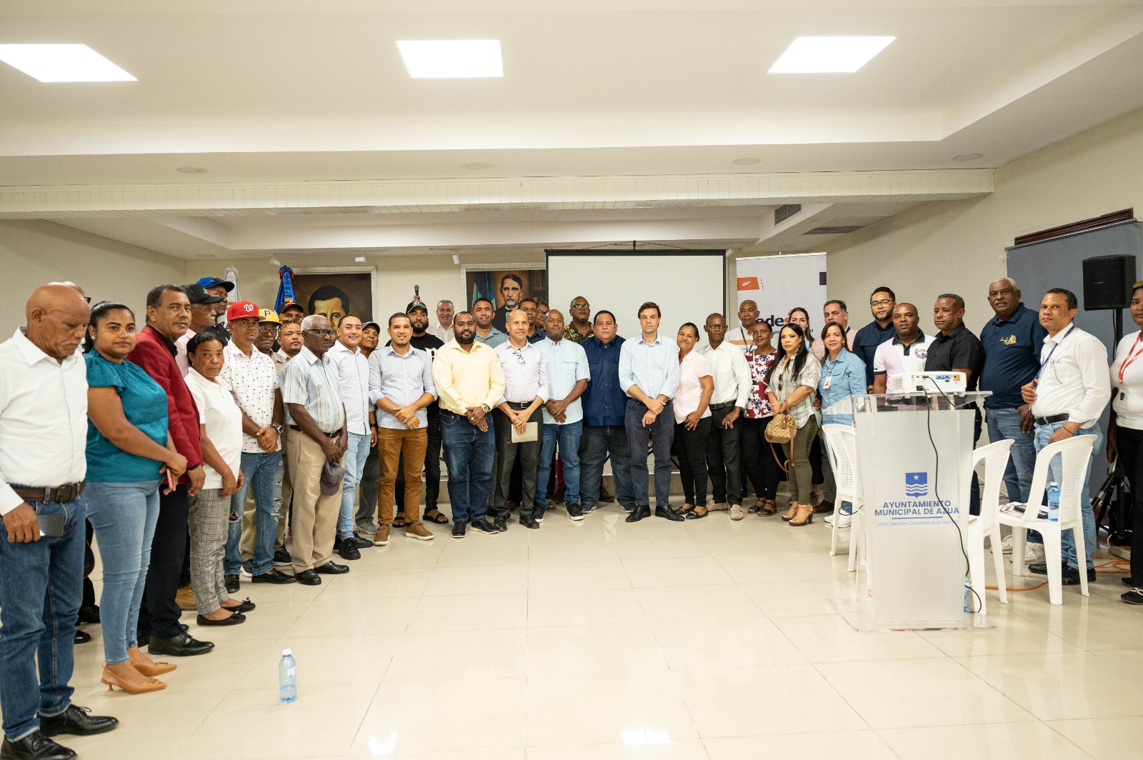 Edesur invertirá RD$421.4 millones en programa de construcción y modernización de redes eléctricas en Azua