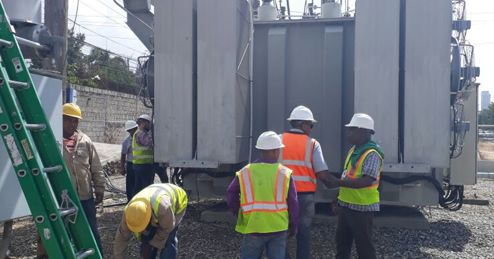 EDESUR trabaja en solución de falla Subestación Centro de Operaciones